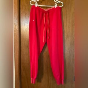 Figs Women’s Red Jogger Scrub Pants Size Large